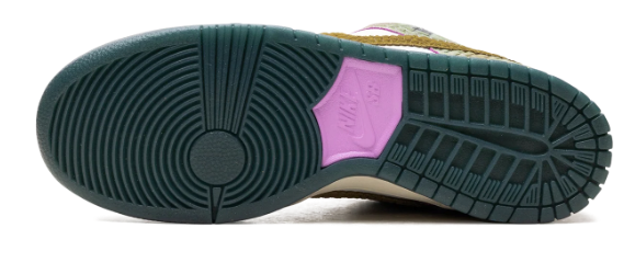 Nike SB Dunk Low Pro ‘Alexis Sablone – Chameleon’ – HJ3386-300