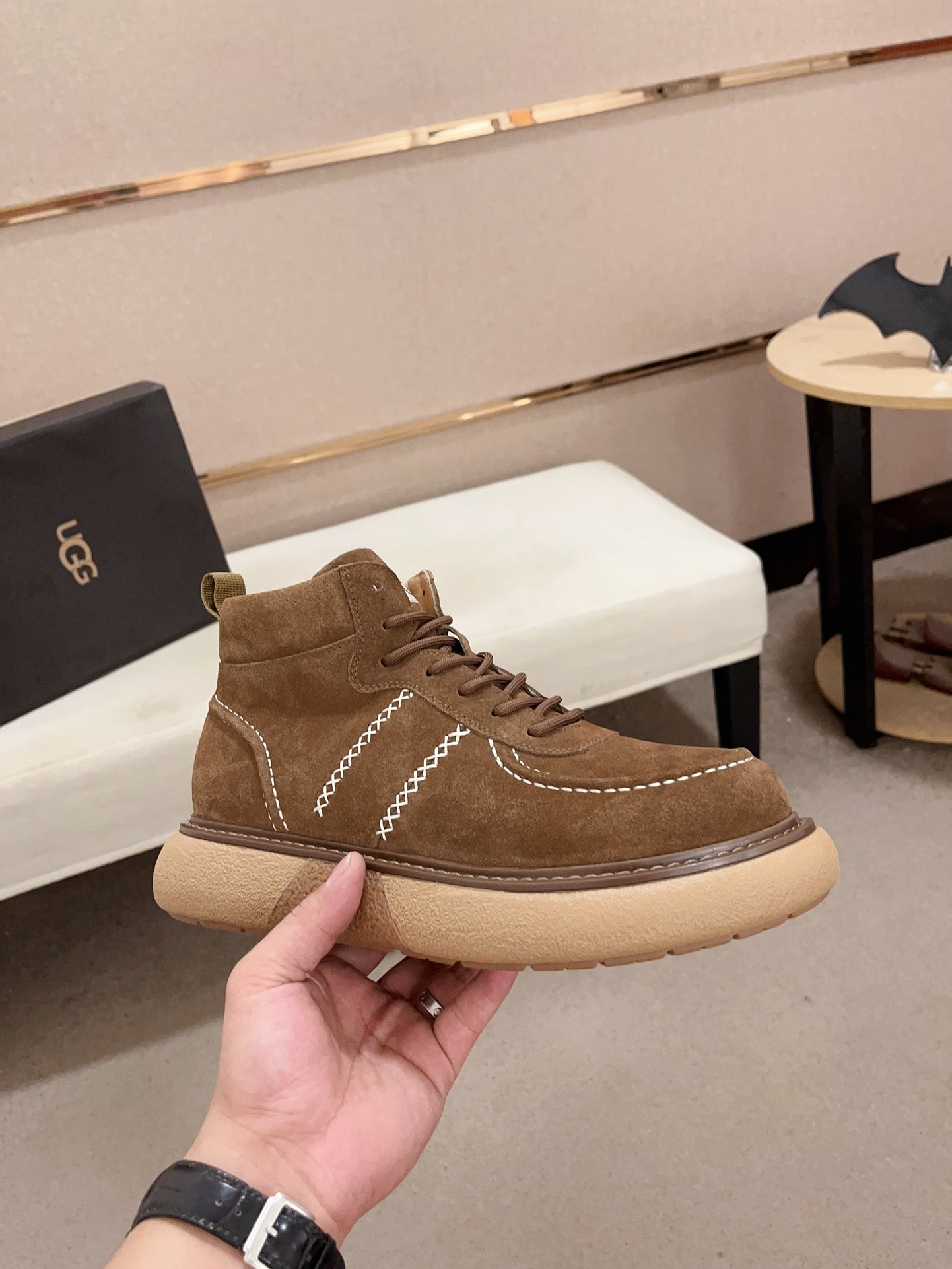 UGG Ca78 Tasman Navy — Bold Color, Signature Comfort | EU 38–44