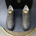 UGG Neumel Sneaker — Signature Comfort, Everyday Style | EU 38–44