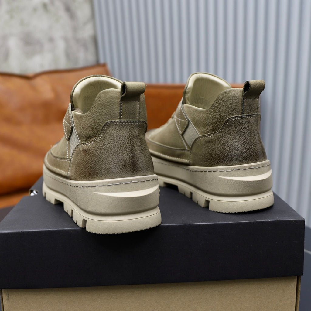 UGG Neumel Boot | Suede Slip-On | EU Sizes 39–44