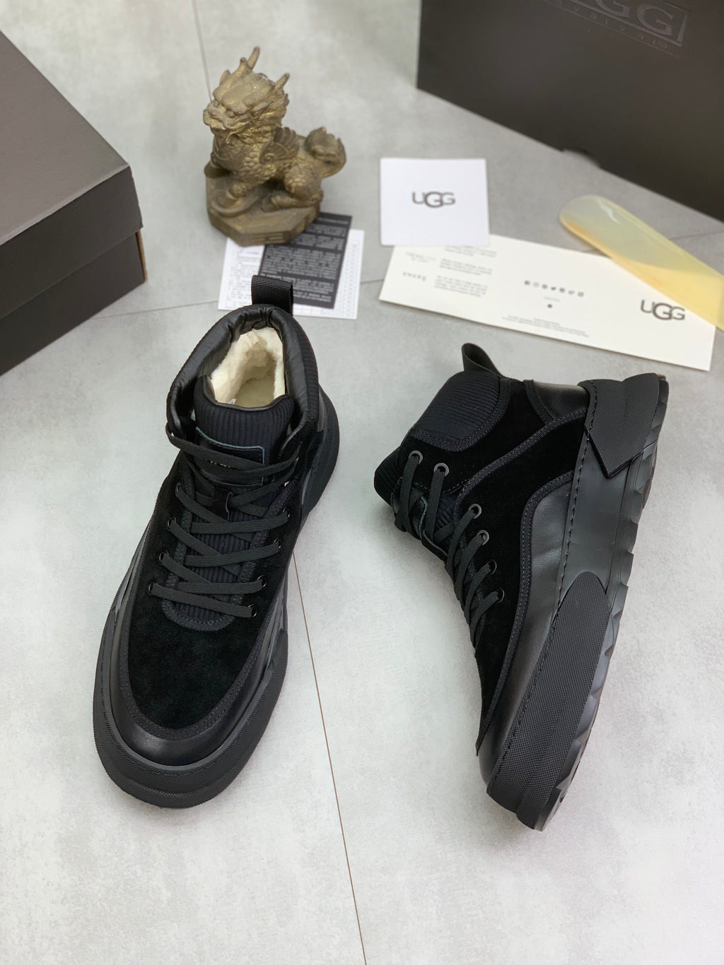 UGG Neumel Chukka Boot — The Off-Duty Essential That Never Clocks Out (EU 39–44)