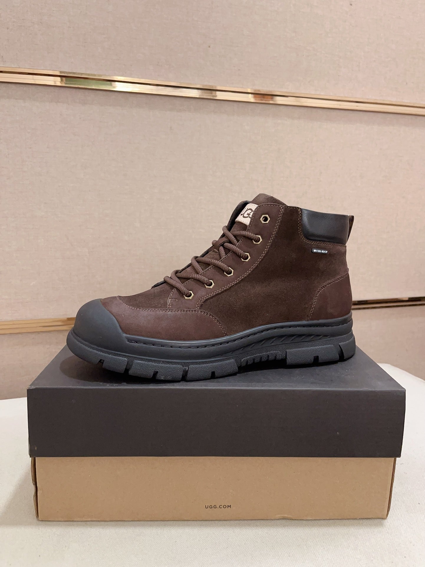 UGG Ca78 Tasman Low-Top Sneaker