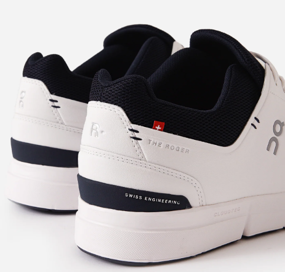 ON Men’s The Roger Advantage Sneaker